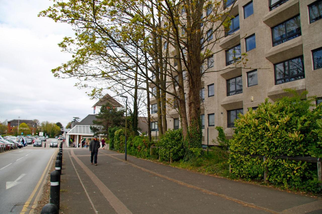 Portfolio Apartments - Stevenage Town Centre エクステリア 写真